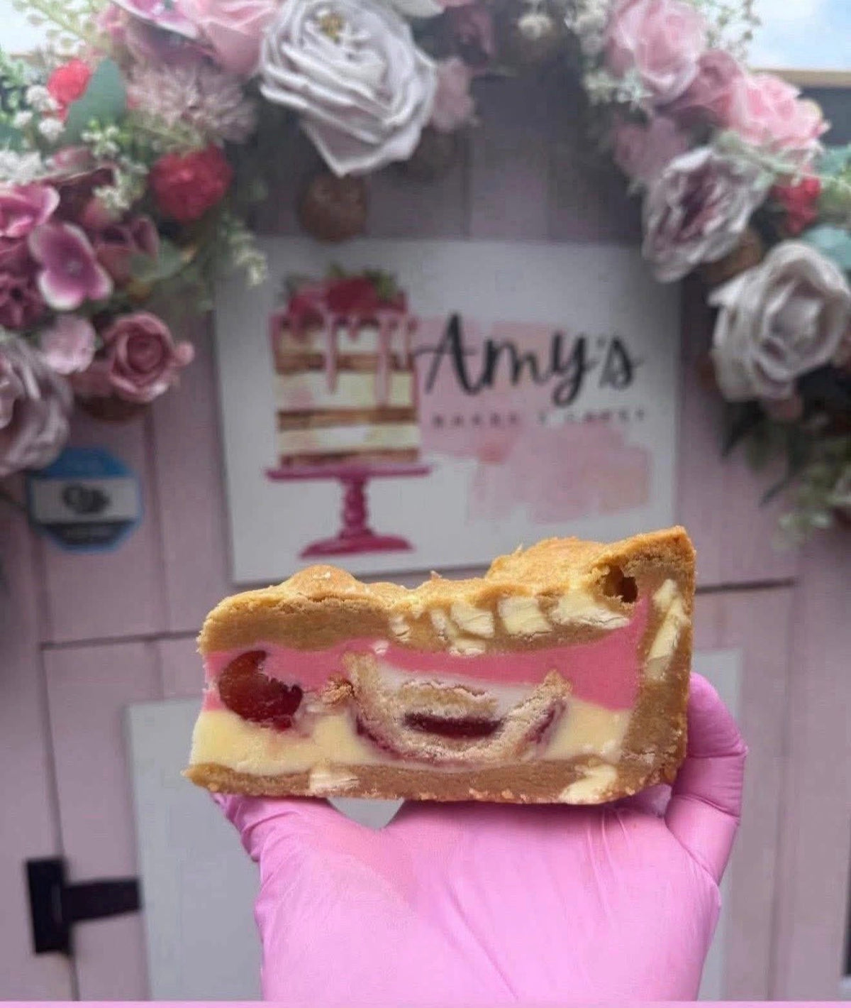 Cherry Bakewell cookie pie
