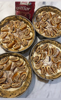 Cinnamon bun cookie pie